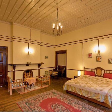 Hotel Chevron Rosemount à Ranikhet Extérieur photo