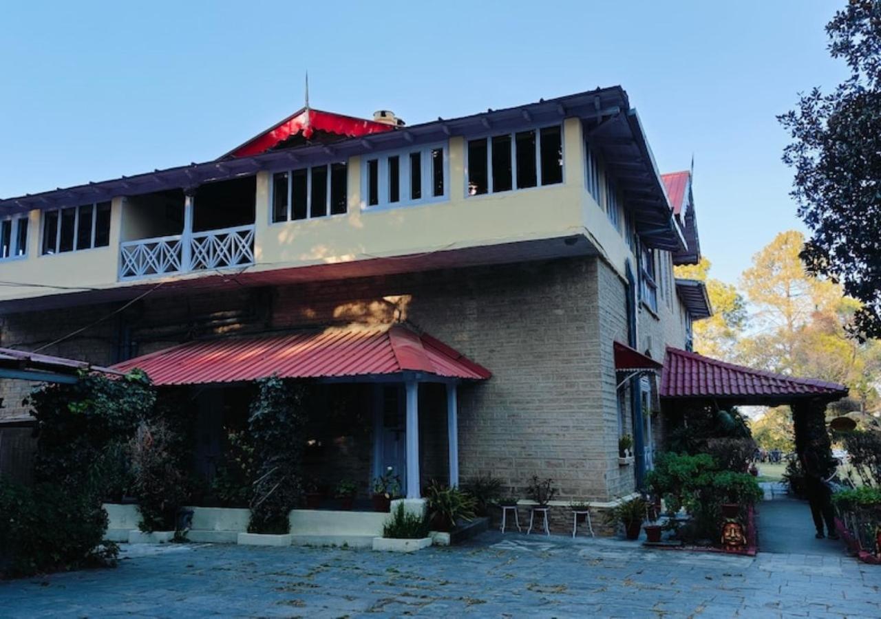 Hotel Chevron Rosemount à Ranikhet Extérieur photo